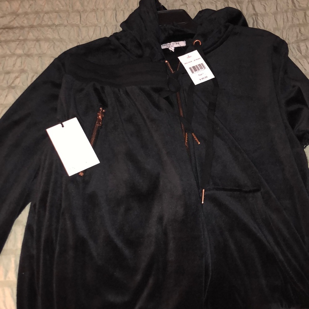 Angel kiss Velour jogger set New with tags